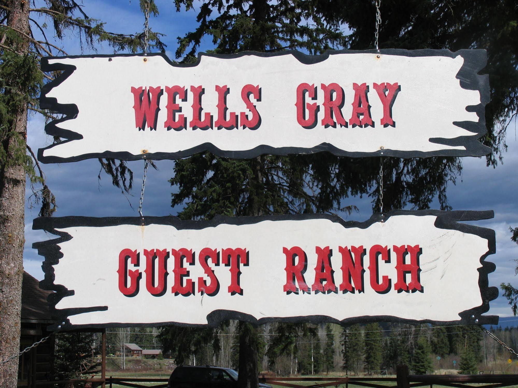 Готель Wells Gray Guest Ranch Клірвотер Екстер'єр фото